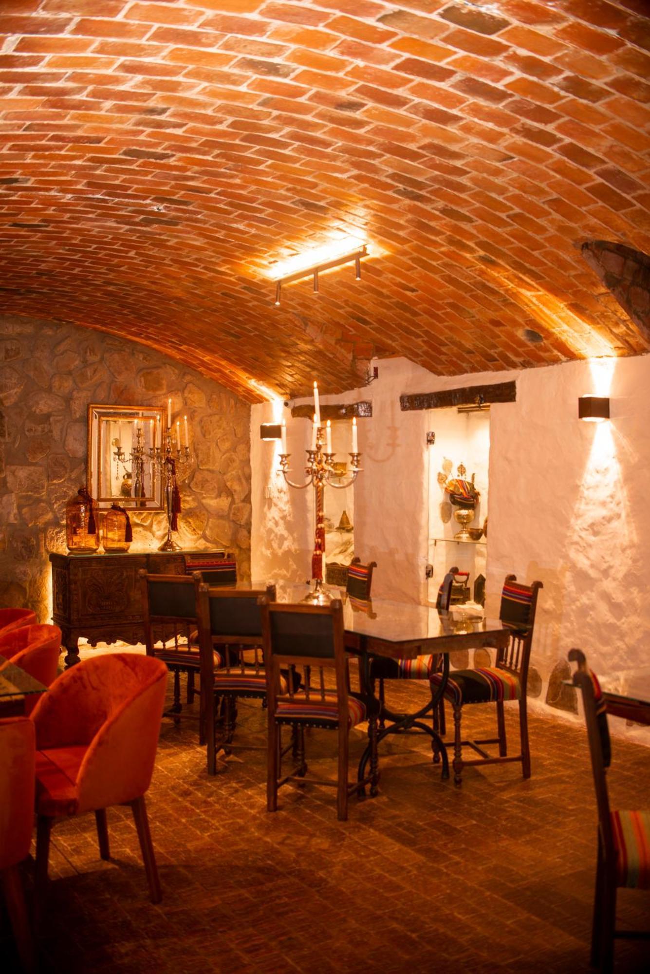 Parador Santa Maria La Real Sucre Zewnętrze zdjęcie