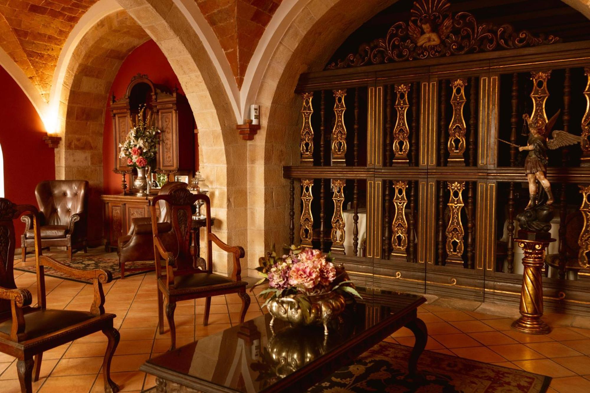 Parador Santa Maria La Real Sucre Zewnętrze zdjęcie